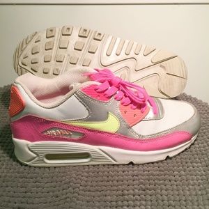 Nike Air Max 90 LTR Big Kids' 6Y - LIKE NEW